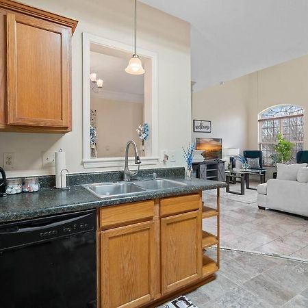 Cozy 4B 2 5B University Home King Beds Jacuzzi Charlotte Exterior photo